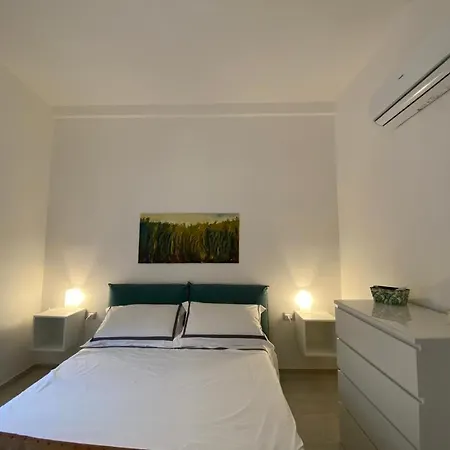 Riviera Apartman *